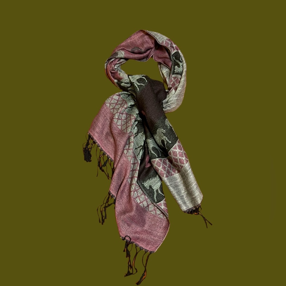 Luxury Pashmina & Silk Horse Pattern Scarf/Shawl – Elegant & Lightweight